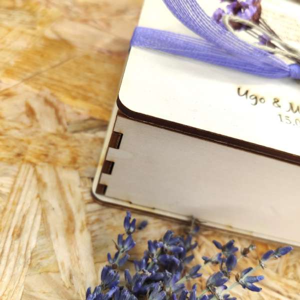 scrigno-legno-personalizzato-candele-naturali