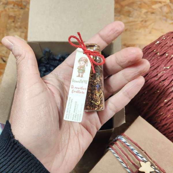 box-natale-artigianale-lunetto-composta-tisana-sapone