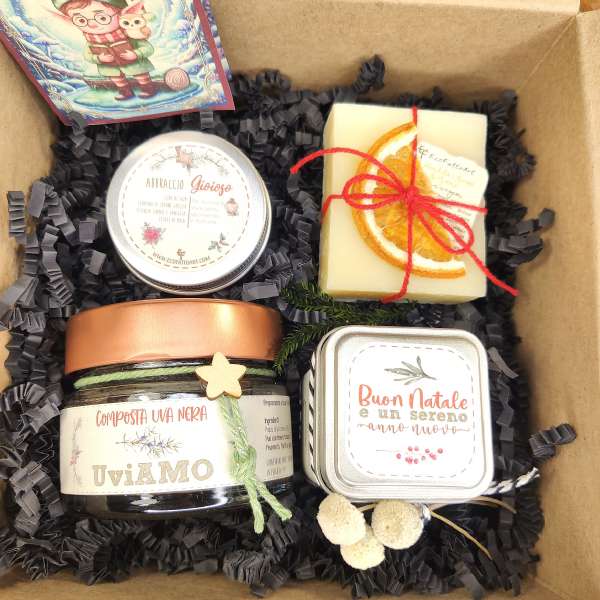box-natale-artigianale-candela-sapone-tisana